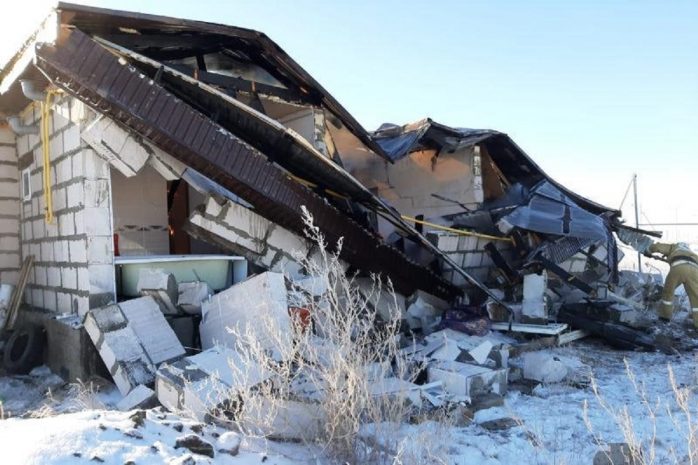 Девять человек пострадали в результате взрыва газового баллона в Хромтау