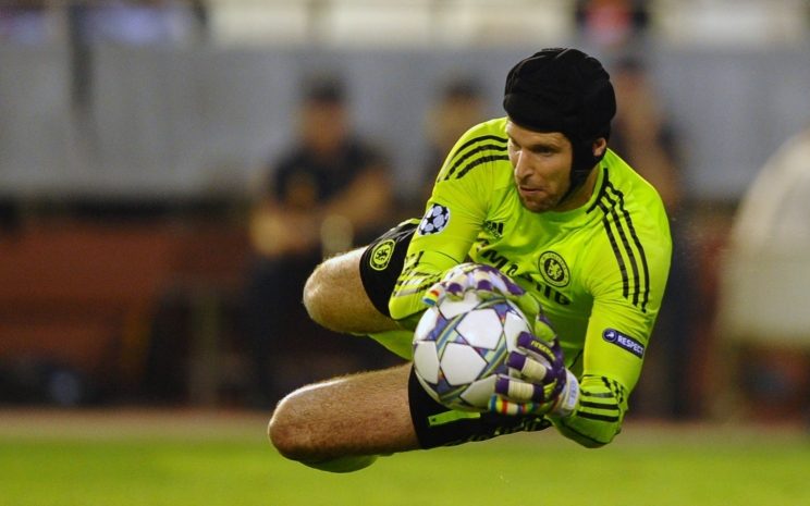 Петр Чех может отложить завершение карьеры