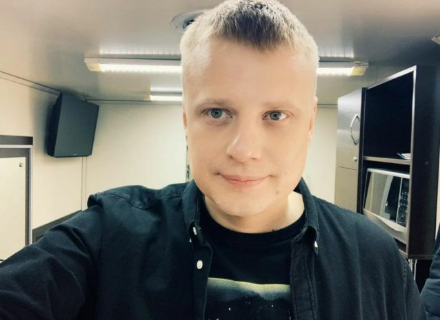 Оскорбившего Лукашенко стендапера заочно осудили на 6 лет лишения свободы