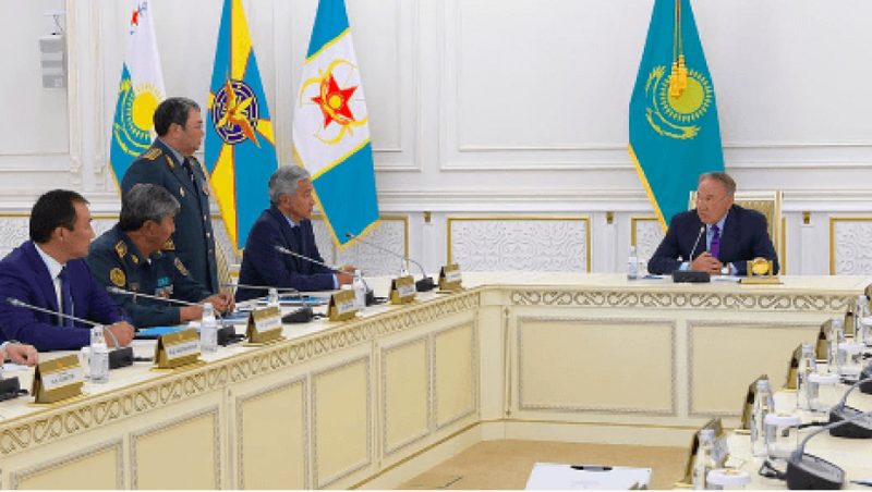 Назарбаев: терроризм и гибридные войны - новые угрозы для Казахстана