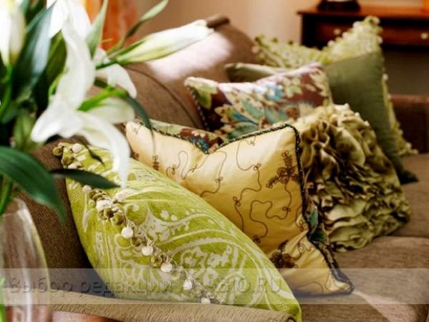 Декоративные подушки в интерьере