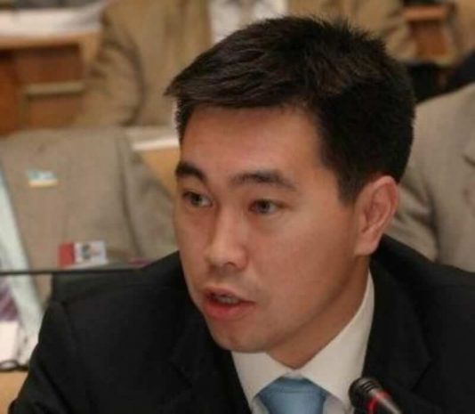 Танирберген Бердонгаров вновь стал мажилисменом