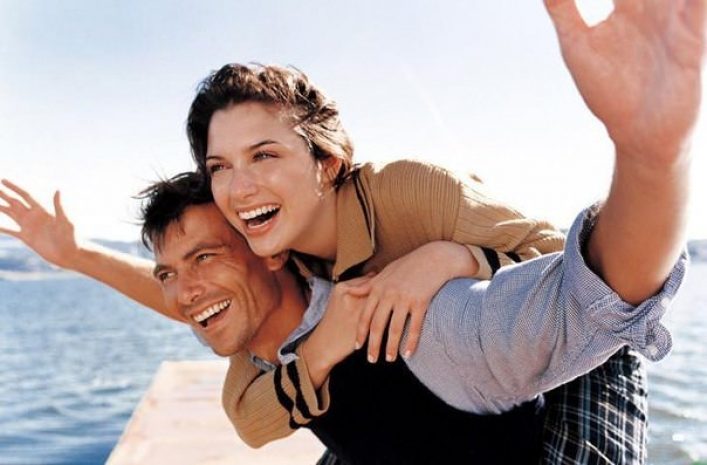 Мужчины более довольны жизнью по сравнению с женщинами