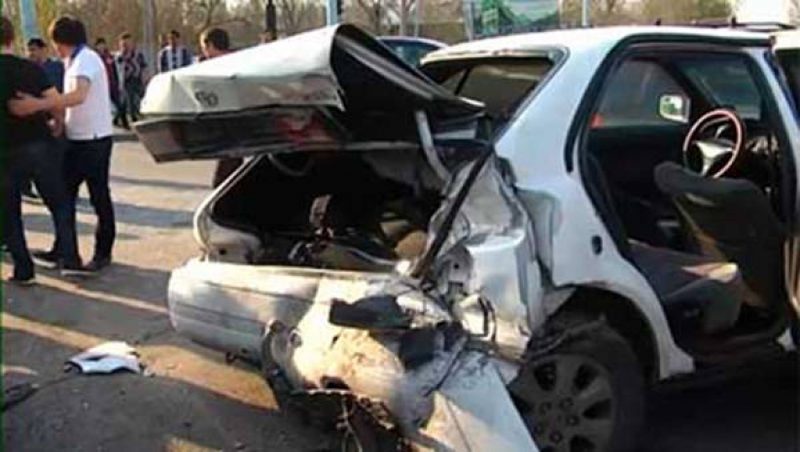 Сразу шесть машин столкнулись в Алматы