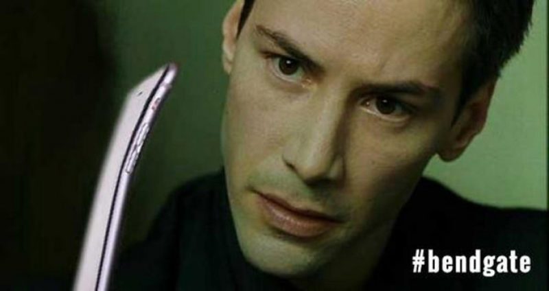 Конкуренты Apple издеваются над гнущимся iPhone 6 [фото]