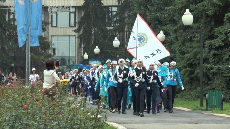 В Алматы определили лучших юных знатоков ПДД