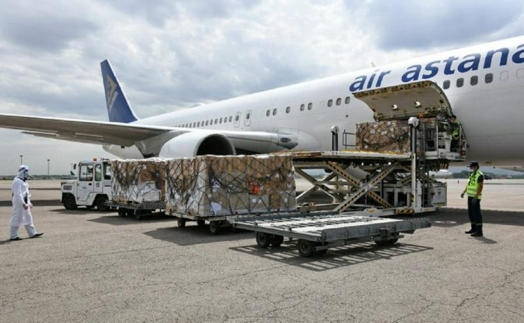 Новая партия гуманитарной помощи отправлена из Казахстана в Украину