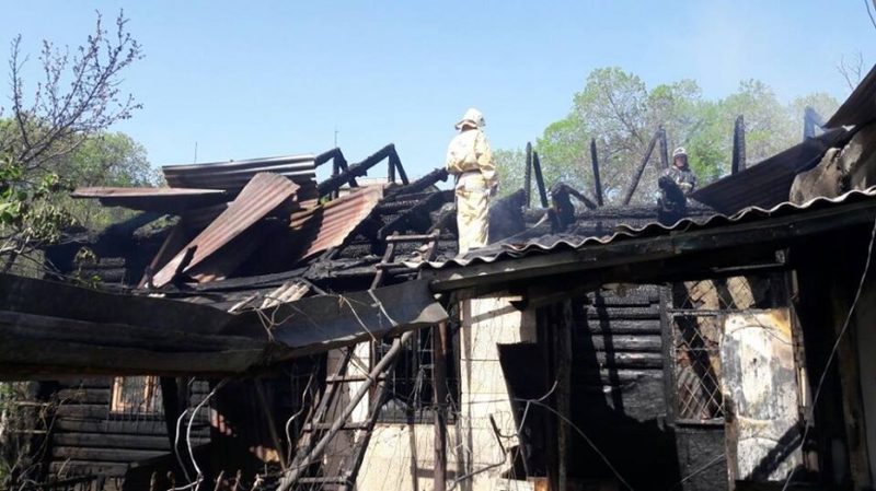 В Алматы сгорел частный дом. ФОТО