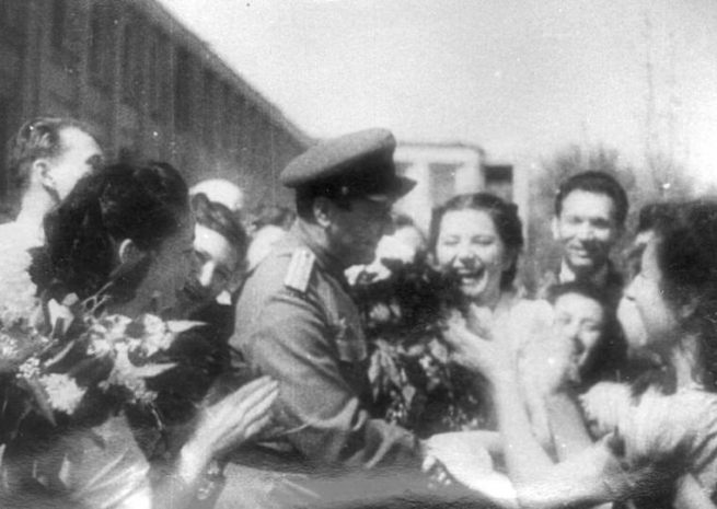 День Победы в Алматы в 1945 году. Фото из прошлогоЭксклюзив