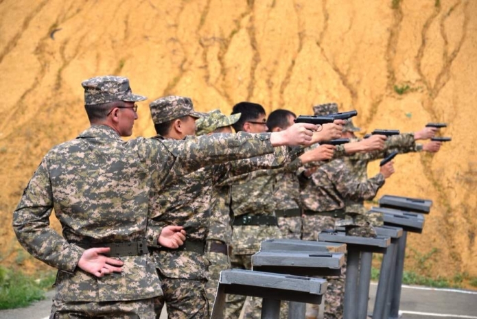 В Астане стартовал Чемпионат по офицерскому троеборью