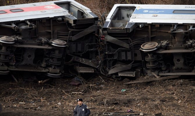 Шестеро погибли в катастрофе в Нью-Йорке