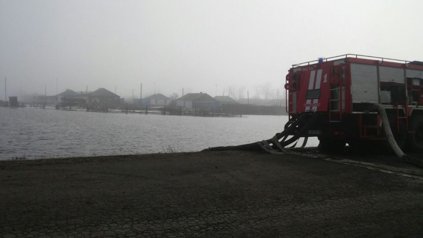 Уровень воды в реке Ишим в районе Петропавловска приближается к критическому