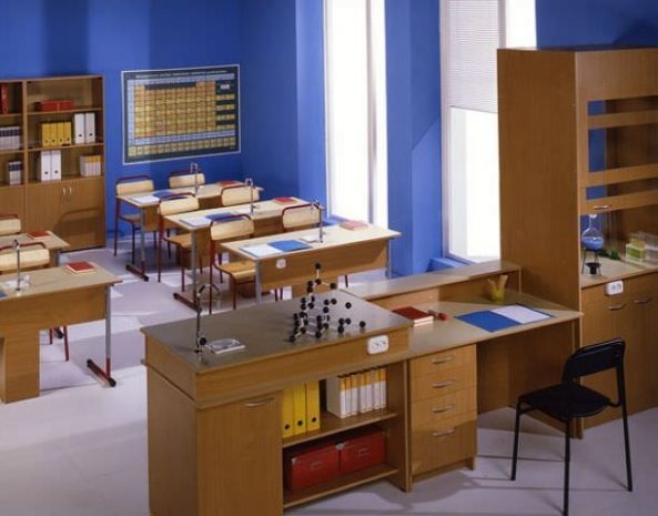 В ВКО сворачивают проект подушевого финансирования школ