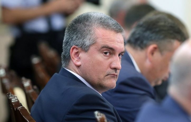 Аксенов пообещал полностью обновить чиновничий аппарат в Крыму
