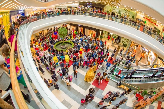 Сенатор просит создать безопасные условия в торговых центрах в Казахстане