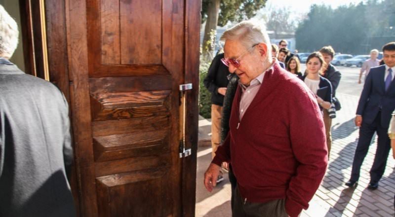 Митинг против приезда Джорджа Сороса провели в Бишкеке [фото]