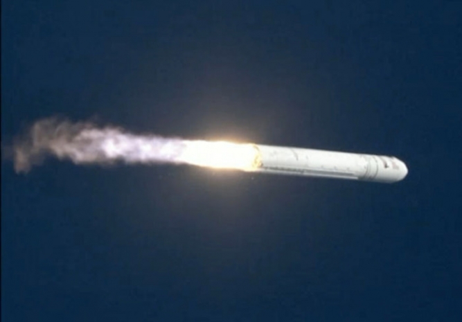 Спутник ДЗЗ «Космос-1939» может упасть на Землю в начале ноября