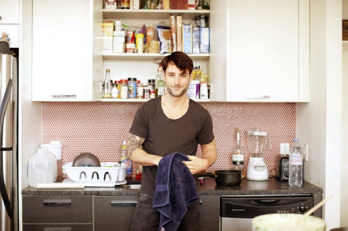 Маленькие поступки которые завставят его полюбить тебя еще больше