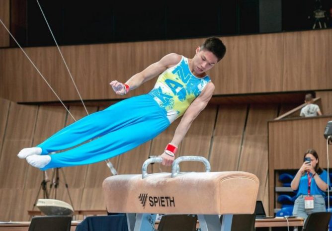 Зейнолла Идрисов Түркияда спорттық гимнастикадан күміс медаль жеңіп алды