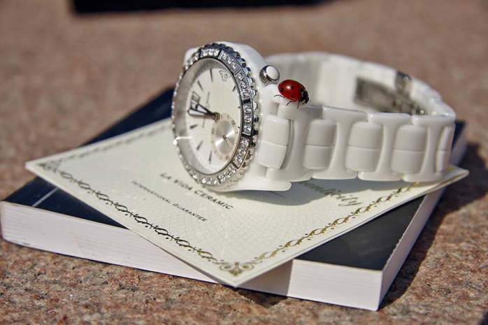 Керамические часы на суд казахстанцев представили швейцарцыЭксклюзив