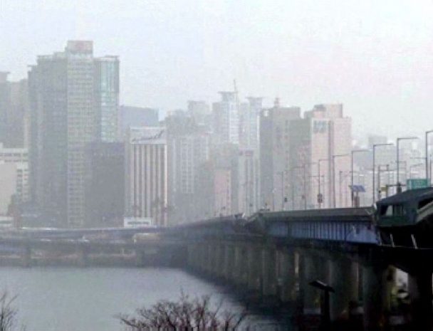 Южную Корею окутала желтая пыль