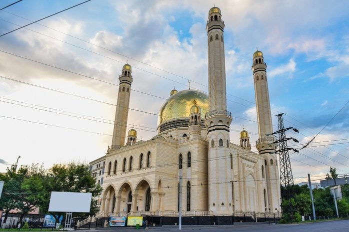 Казахстанцам напомнили о соблюдении карантина во время религиозных праздников