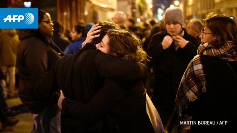 Возле комиссариата полиции в Париже произошла перестрелка, один человек убит