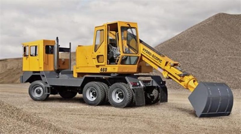 Жители Алматинской области разобрали на лом чужой экскаватор