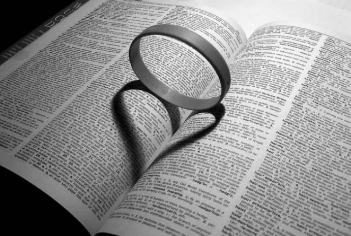 Тени, которые рассказывают совсем другие истории!