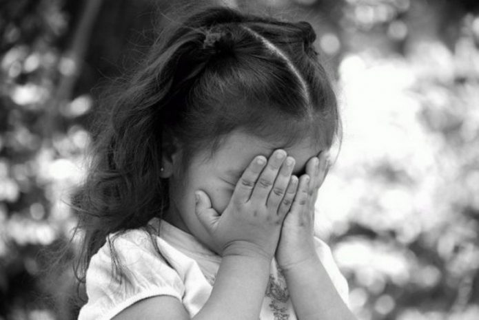 В изнасиловании трехлетней девочки подозревается экс-полицейский в Актюбинской области