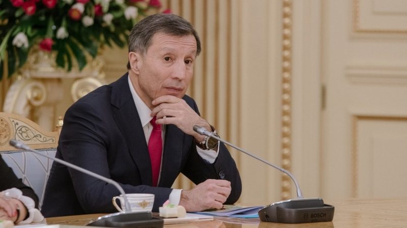 Адильбек Джаксыбеков отправлен на пенсию указом президента