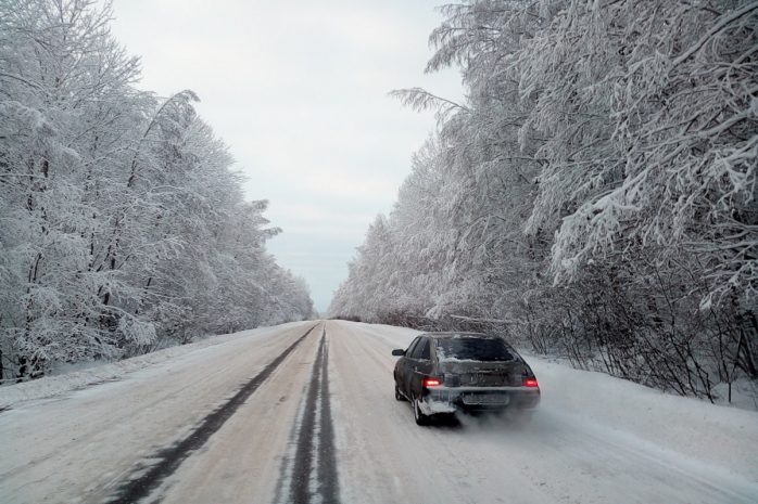 Штормовое предупреждение объявлено в нескольких областях РК