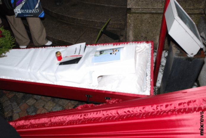 В Алматы вор украл деньги, предназначенные на похороны