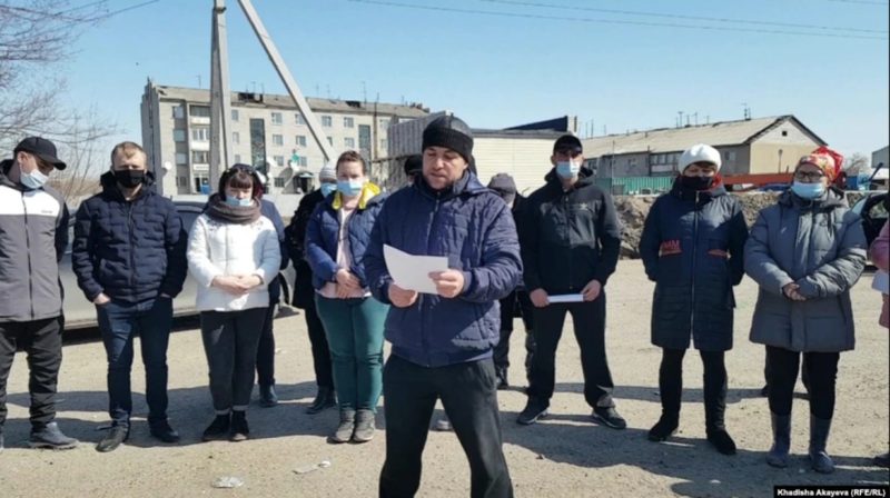 Президенту пожаловались на чиновников ВКО