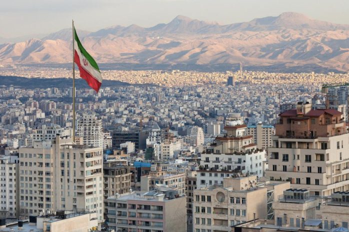 Әзербайжан Ираннан барлық дипломаттарын кері шақырды