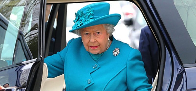 Английская королева открыла новый завод Jaguar Land Rover