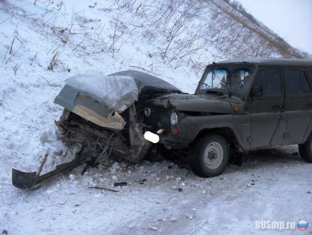 В СКО владелец Land Cruiser восстанавливает УАЗ после ДТП