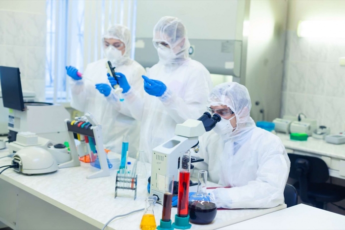 Новое эффективное лекарство против COVID-19 испытали ученые