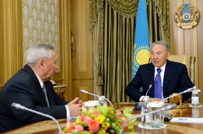 Назарбаеву предложили новые меры по борьбе с коррупциейЭксклюзив