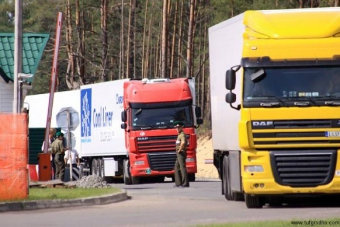 В мажилисе рассмотрен законопроект, предусматривающий создание благоприятных условий для международных автоперевозок