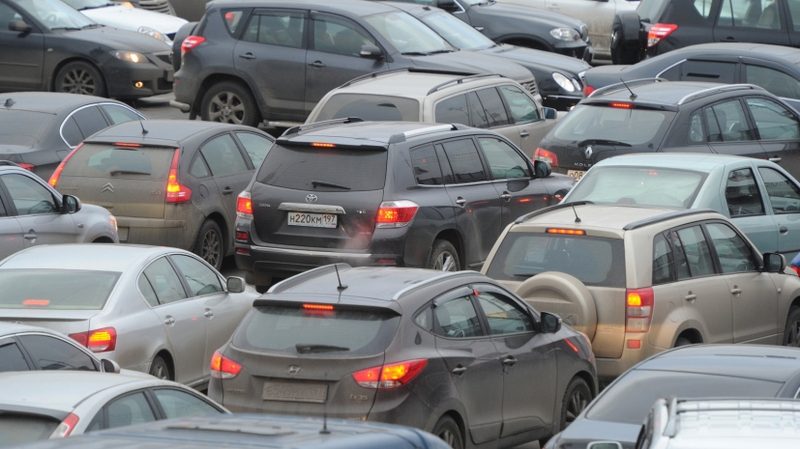 О временных перекрытиях улиц предупредили жителей Алматы