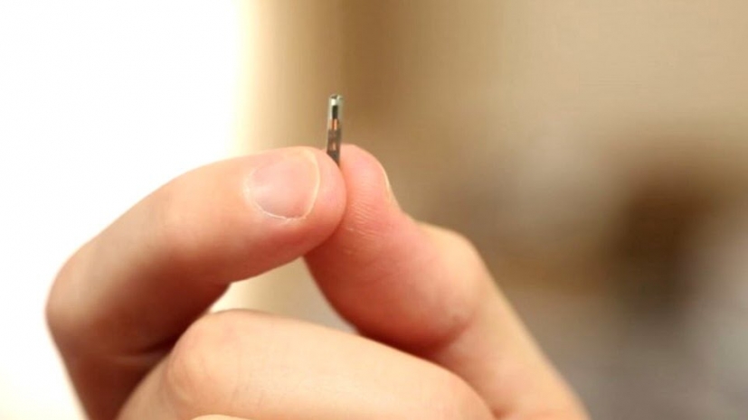 В Бельгии сотрудникам компании вживили под кожу чипы-«ключи»