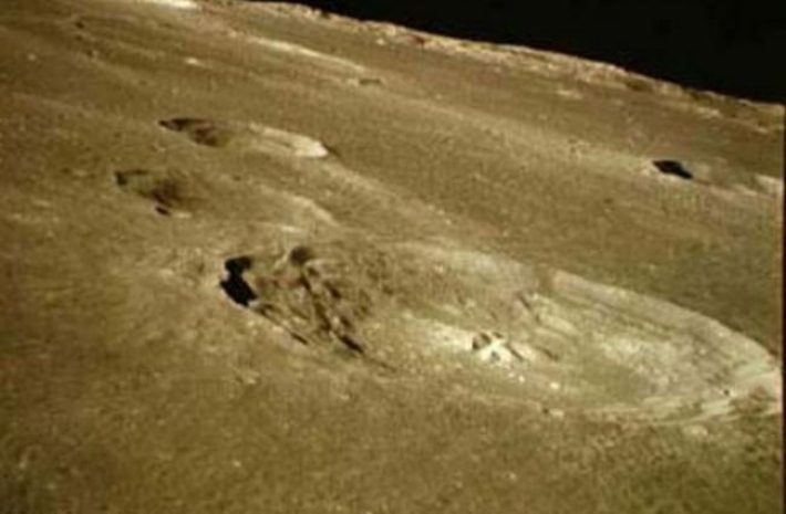 Вода на Луне была изначально