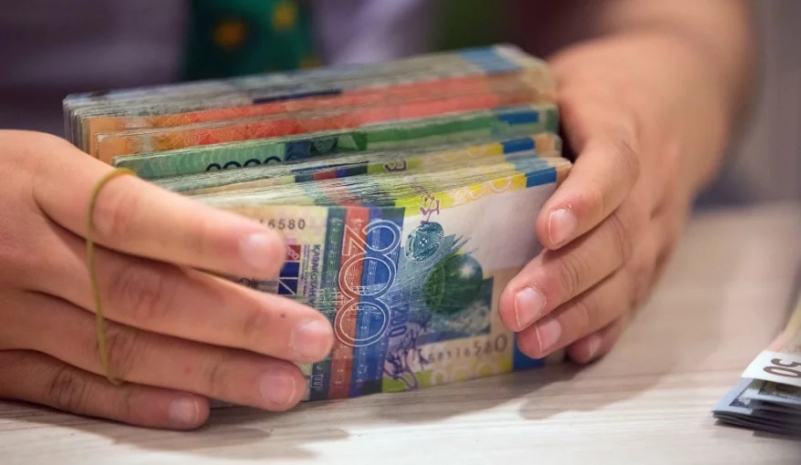 7 миллионов тенге из бюджета на азартные игры потратил бухгалтер в Западном Казахстане