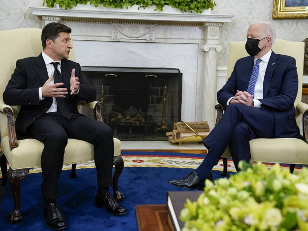 Зеленский рассказал о встрече с Байденом