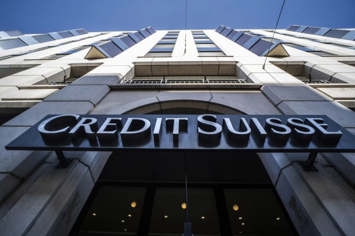 Клиентов из Кыргызстана запретили привлекать швейцарскому банку Credit Suisse