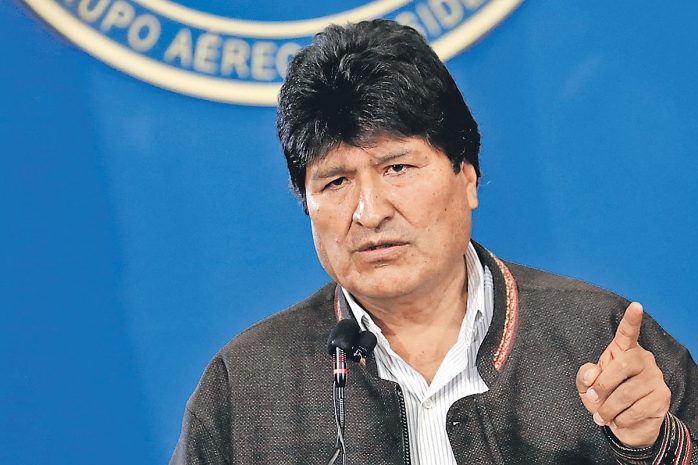 Обвинения в терроризме предъявили Эво Моралесу