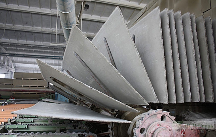 Мусороперерабатывающий завод наладил производство стройматериалов