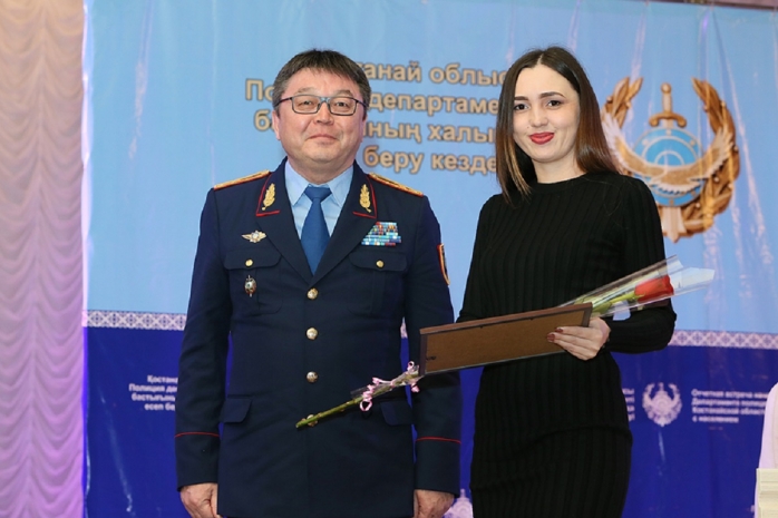 Девушку, которая опознала убийцу Даши Махартовой, наградили в Костанае