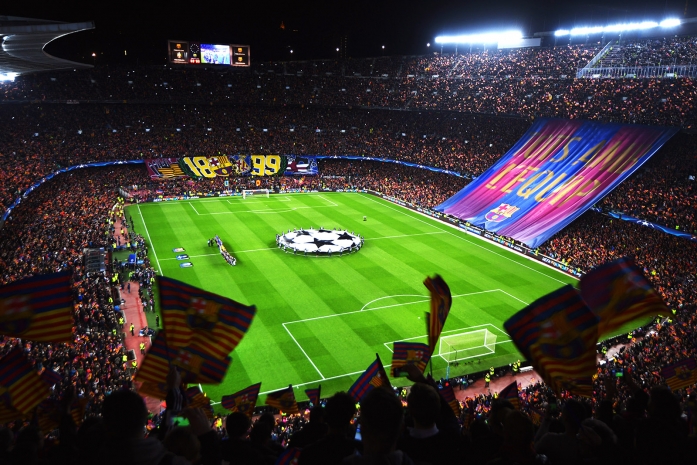 Частично вернуть болельщиков на стадионы планируют в Испании